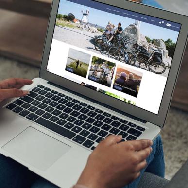 Destination Sønderjyllands webshop set på en bærbar computer